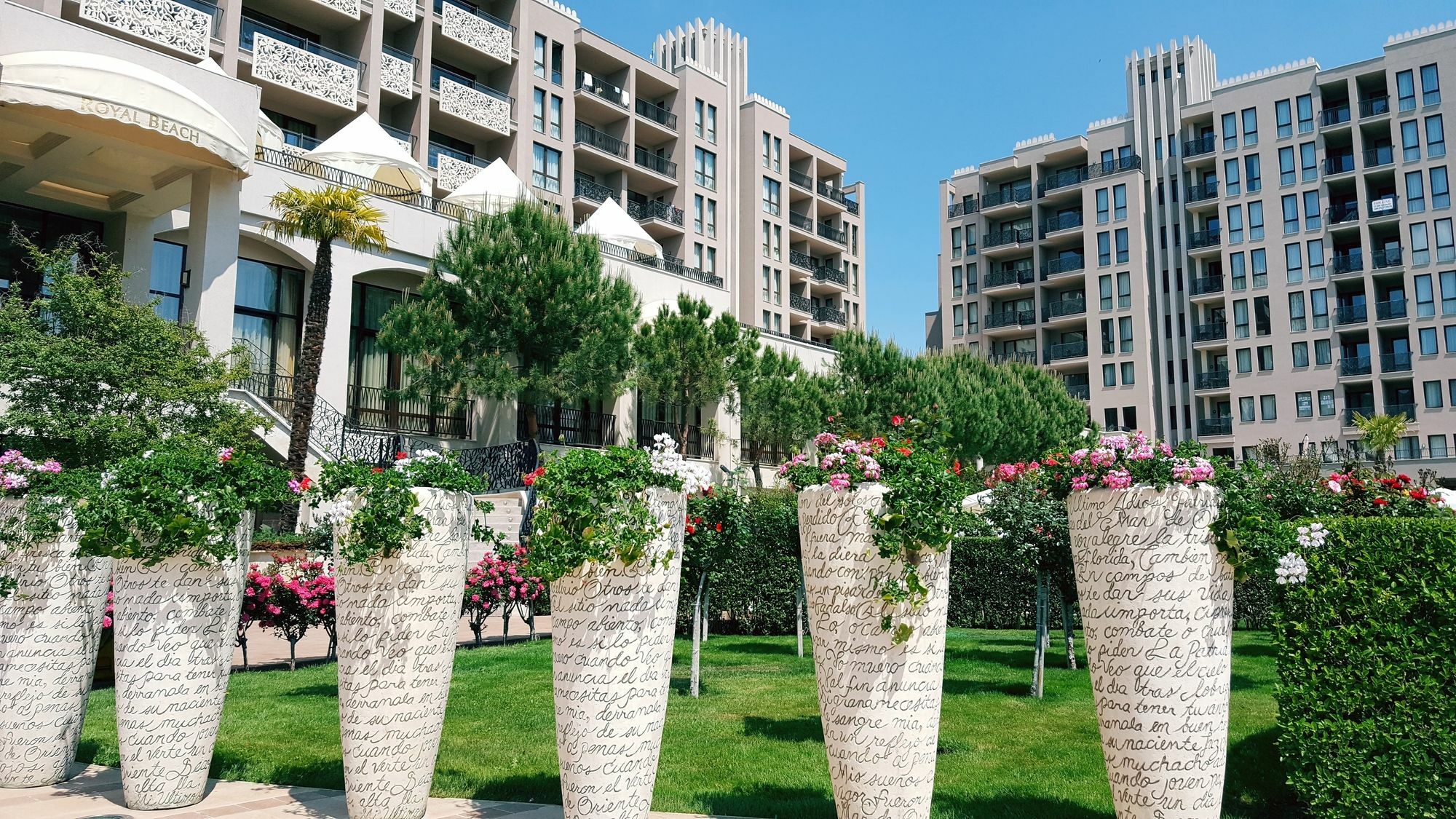 Royal Beach Private Apartments 阳光海滩 外观 照片